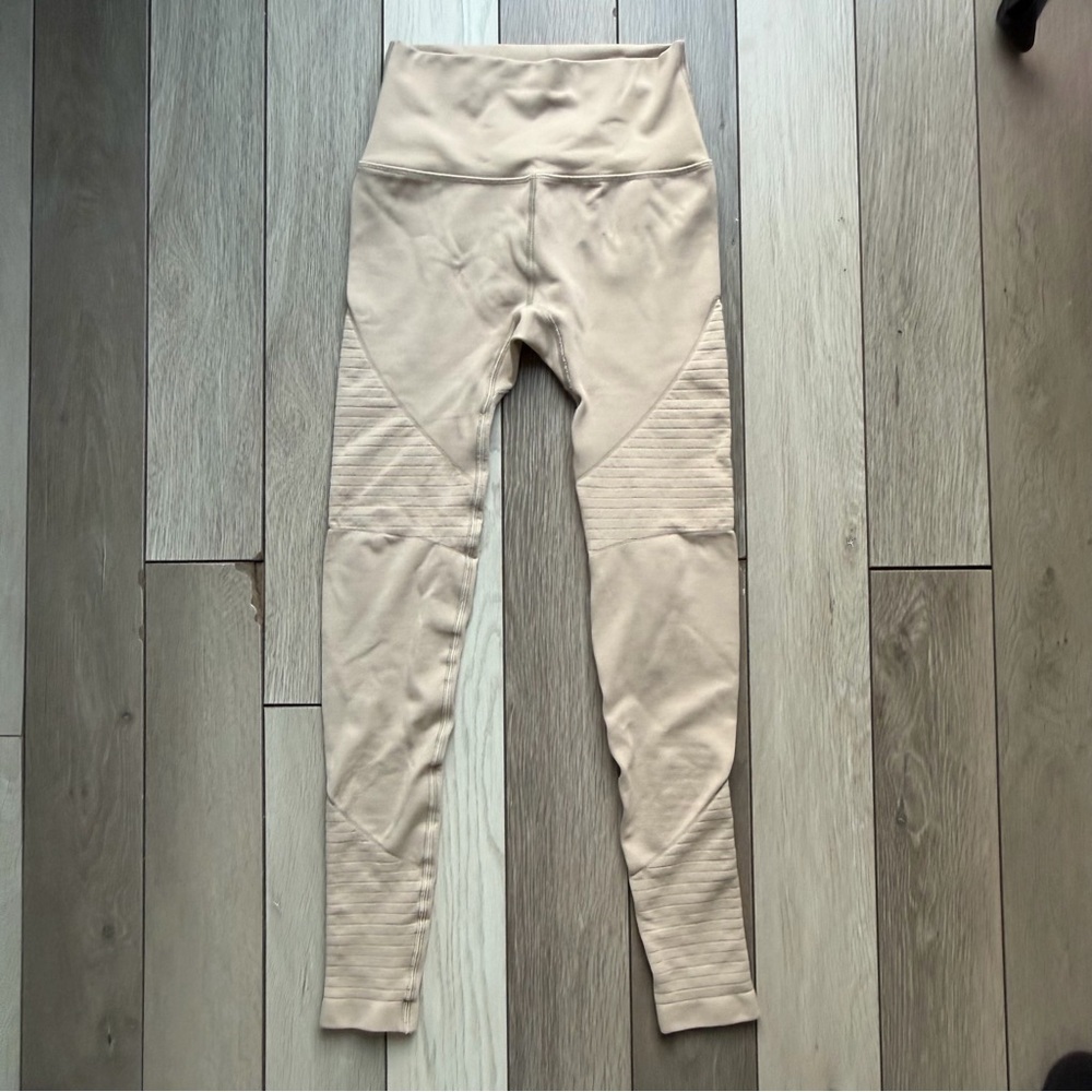 Alphalete Cream High-Waisted Leggings